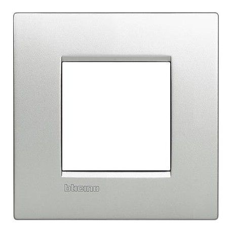 MARCO 1 ELEMENTO TECH BTICINO LIVINGLIGHT AIR LNE4802TE