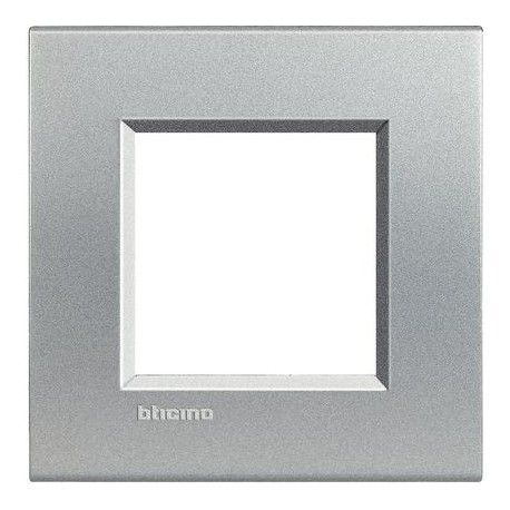 MARCO 1 ELEMENTO TECH BTICINO LIVINGLIGHT LNA4802TE