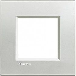 MARCO 1 ELEMENTO PLATA BTICINO LIVINGLIGHT LNA4802AG
